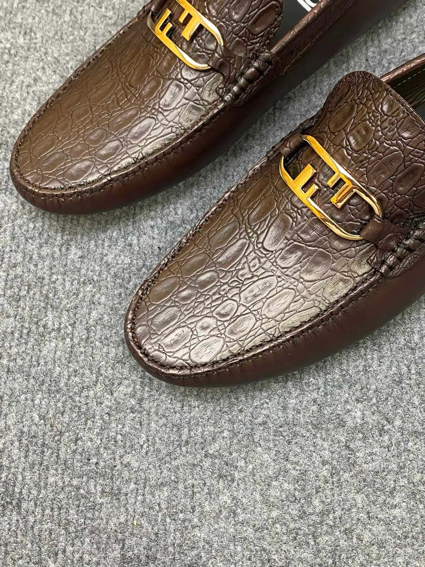 Men's Men's Shoes Men's Men's Shoes 💰700FENDI Fendi Men's Shoes are breathable and comfortable. Original development. Counters copy one to one. Imported cowhide. Niuri. 38 to 44. (can be ordered at 45.46. No returns or exchanges)